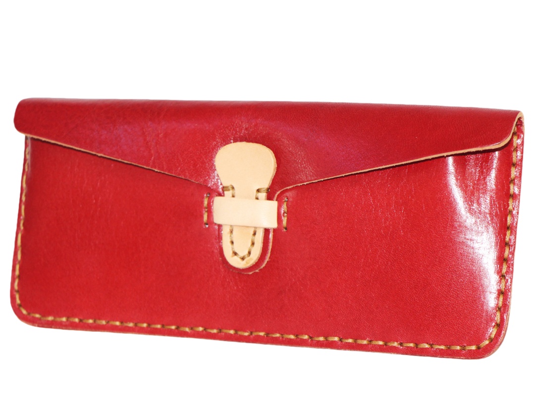 AR071 LEATHER PASSPORT HOLDER