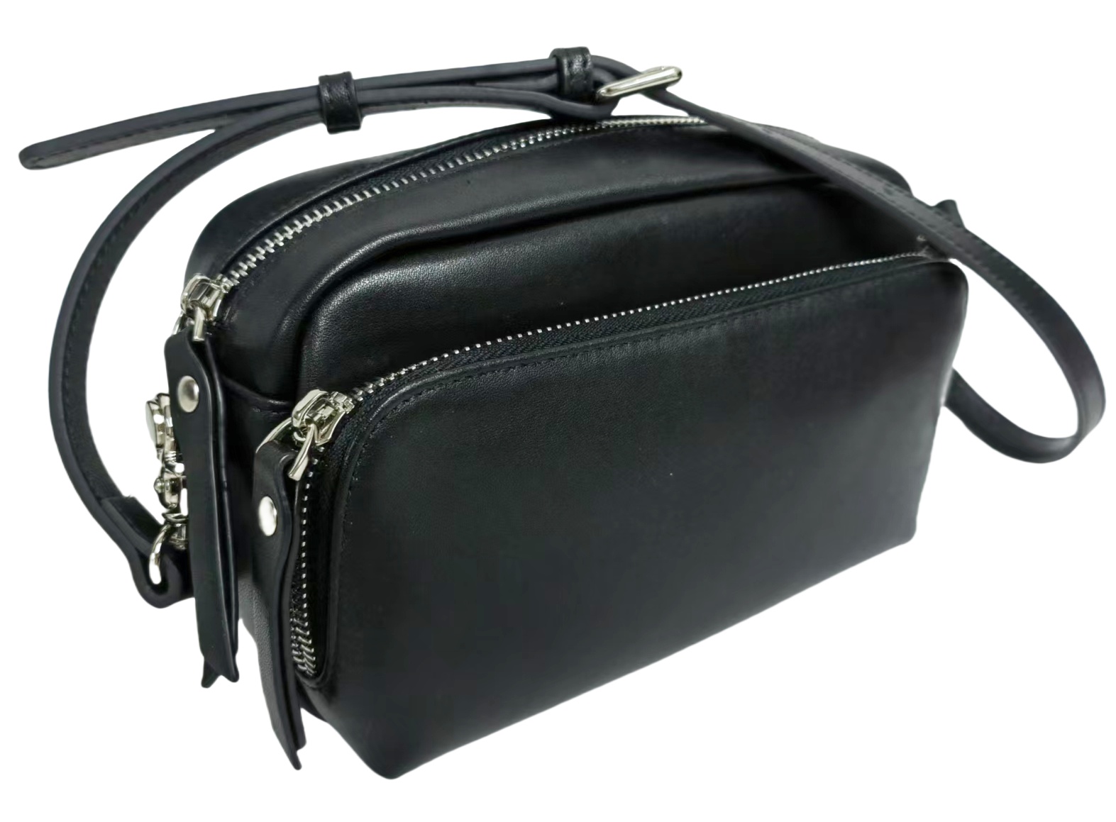 AR148 LEATHER BAG