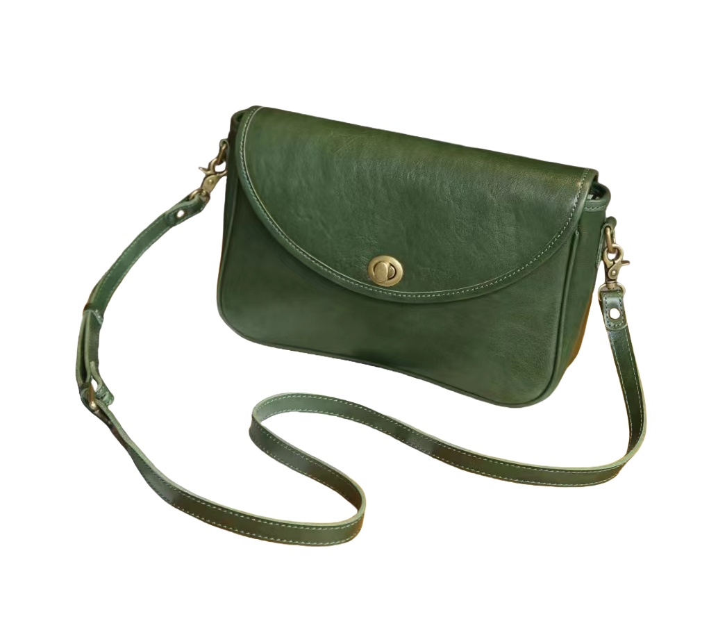 ART 080 Crossbody